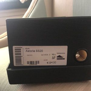 Papucei Astoria size 37 never worn paid 194